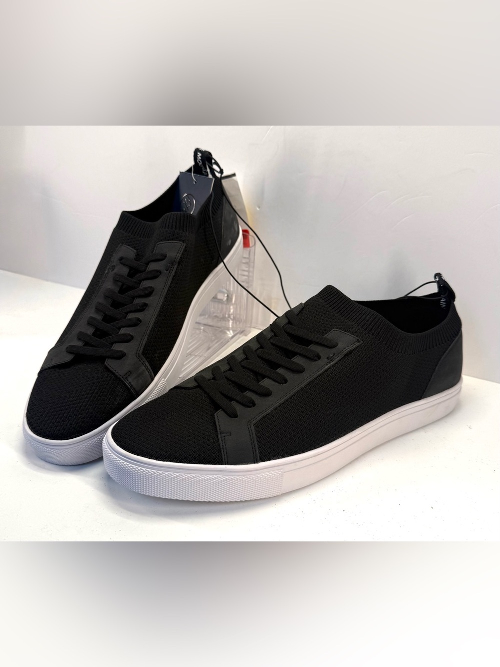 NWT White Mountain Marshall Men's Black Knit Low-Top Sneaker with White Sole 13